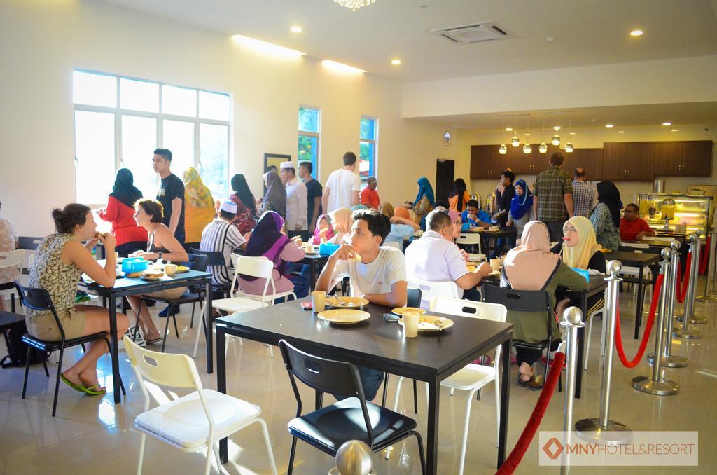 Mny Hotel & Resort Kampung Teluk Nipah Dış mekan fotoğraf