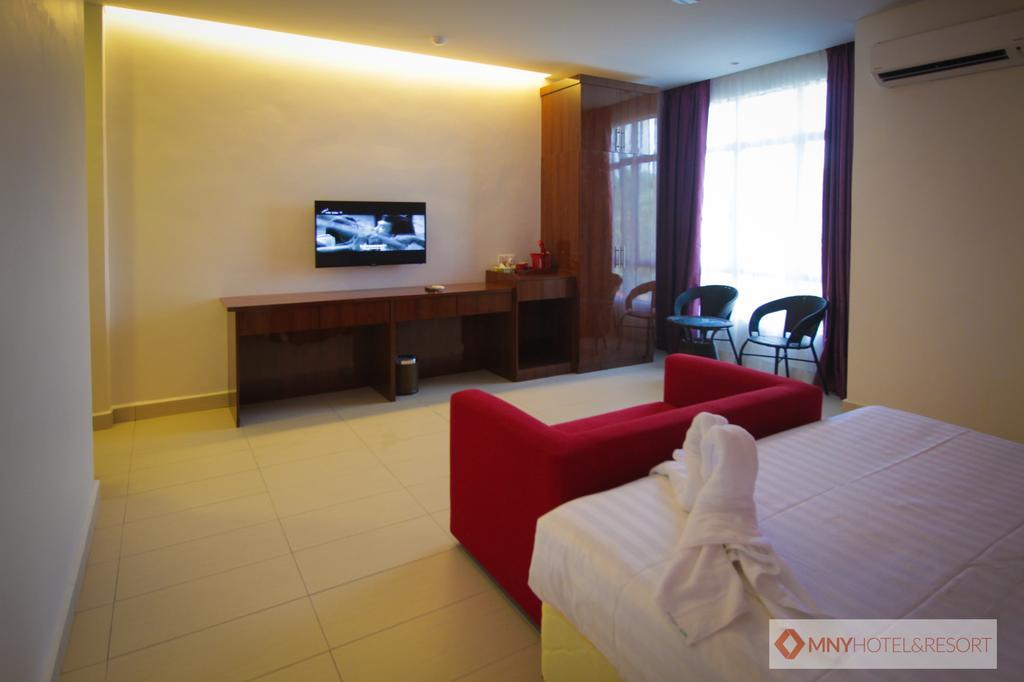 Mny Hotel & Resort Kampung Teluk Nipah Dış mekan fotoğraf