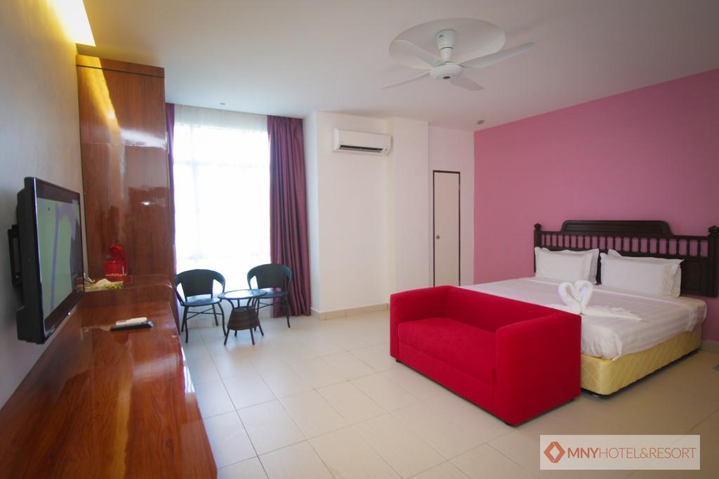 Mny Hotel & Resort Kampung Teluk Nipah Dış mekan fotoğraf