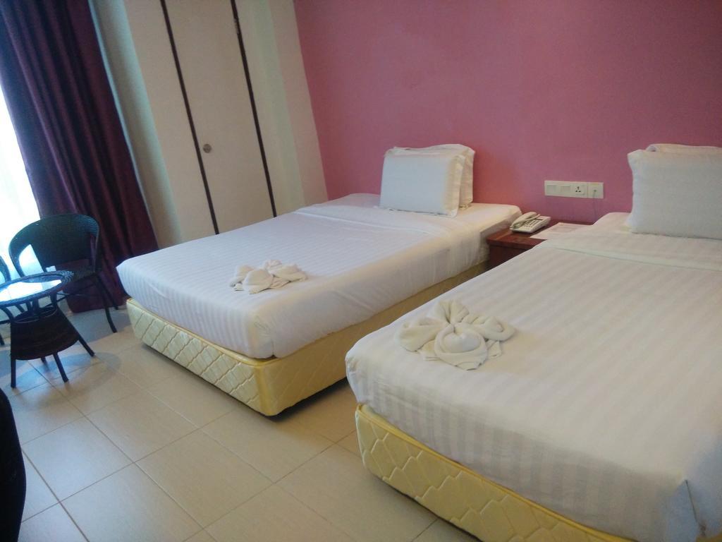 Mny Hotel & Resort Kampung Teluk Nipah Dış mekan fotoğraf